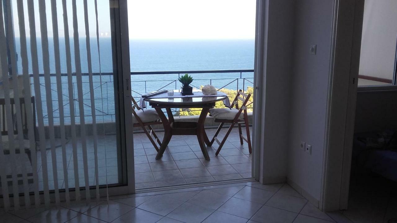 Sea And Sky Infinity Blue Apartment Githio Exterior foto